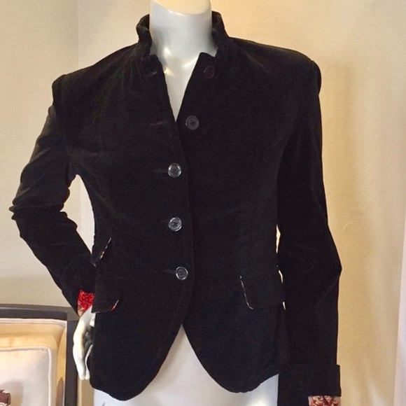 Lucky Brand Jackets & Blazers - Lucky Brand - Black Velvet Blazer w/ Lining
